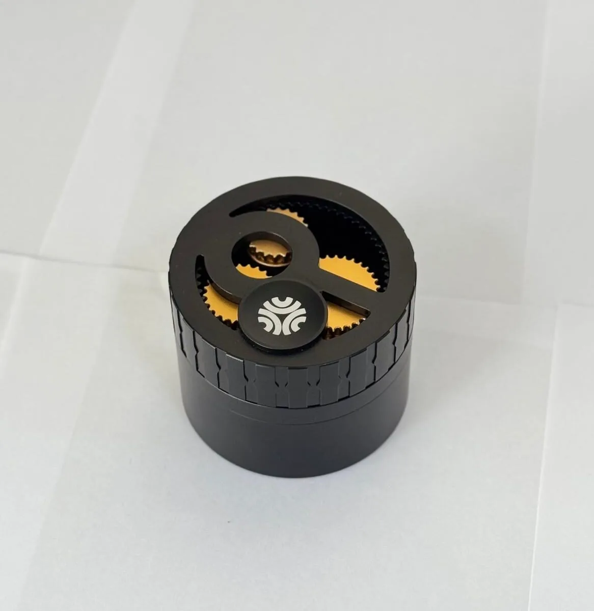 Kuvani WDT Tool Black With Base